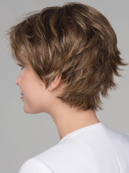 Flip Mono kurz und elegant mit rebellischem Hals und Balayage Highlights