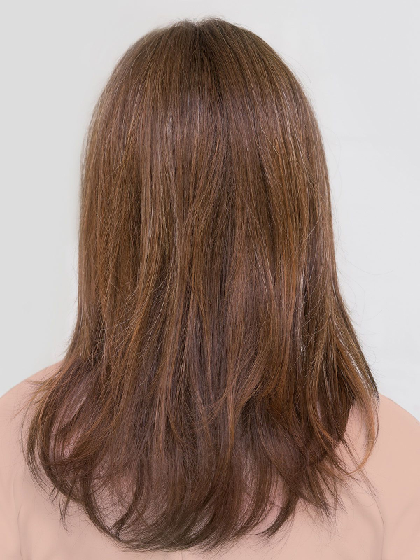 Perücke Glamour Mono Part: langer, gestufter Haarfall, feiner Pony, Kinotulle und unsichtbarer Rand für ein natürliches Ergebnis
