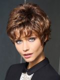Perücke Beautiful Mono Lace: voluminöser Kurzhaarschnitt, dezentes Kinofolie-Stirnteil für ein natürliches Erscheinungsbild und 