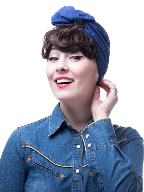 Lockige Erwachsenenfransen aus Kunstfaser zum Tragen unter Turban oder Kopftuch, mit patentierter Passform für Alopezie geeignet