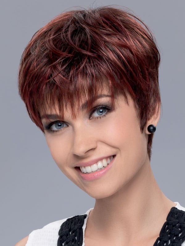 Perücke Pixie Ellen Wille: kurzer Stufenschnitt mit Pony, Rooted-Effekt, natürliches Volumen und sportlich-eleganter Look