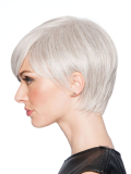 Perücke Angled Cut Gisela Mayer: kurzer weißer Schnitt (white hair) mit Pony, Punk'chic-Stil, natürliches Finish.