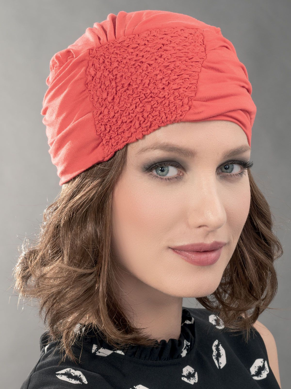 Turban Elsa Ellen Wille aus Bambus-Viskose, weich und atmungsaktiv, mit Blumenmuster an der Seite