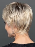 Perücke Extreme Roma Modern'Hair kurz und ausgedünnt: modernes Volumen, junger und kühner Look, schnelles und einfaches Styling.