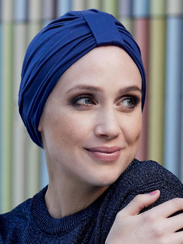 Gefälteter Chemo-Turban Aktion Gisela Mayer aus weichem Bambus – natürliches Volumen, Komfort Tag & Nacht