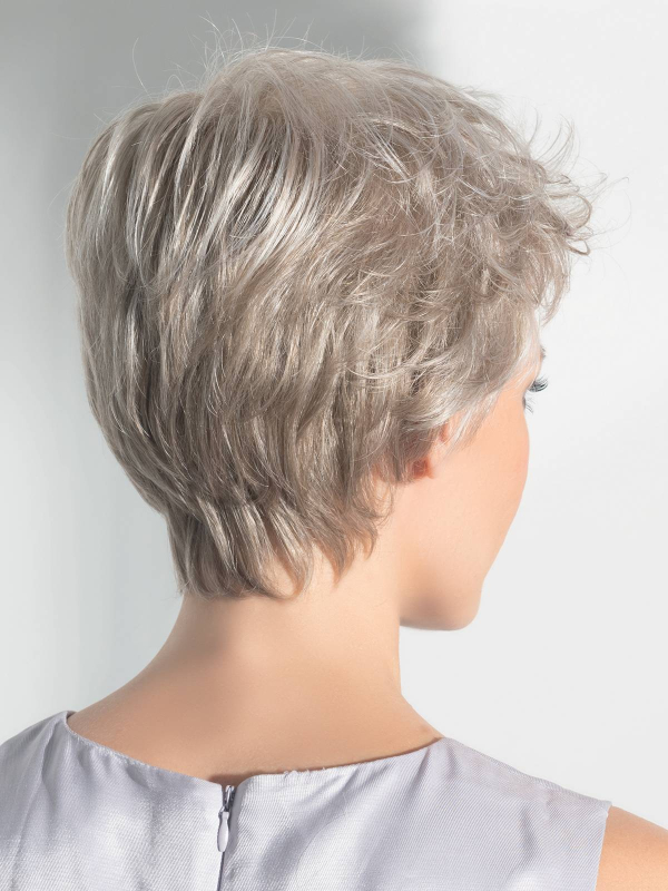 Perücke Posh Deluxe Ellen Wille: kurzer Schnitt mit langem Nacken, extra-langer Fronttüll, hochwertige synthetische Fasern, Effe