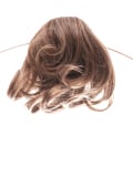 Gewellter Erwachsenen-Pony aus Kunstfaser zum Unterstecken unter Turban oder Tuch, mit patentiertem Halt, geeignet bei Alopezie.