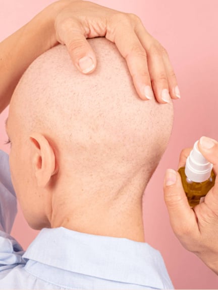 Kopfhaut-Spray 100ml MÊME Cosmetics — beruhigendes und feuchtigkeitsspendendes Spray, nicht fettend