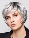 Perücke Touch Mono Lace Gisela Mayer: kurzer Stufenschnitt, Pony, atmungsaktives Monofilament und unsichtbare Lace Front für ein