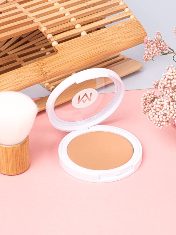 Bonne Mine MÊME Puder: universeller Farbton, natürlicher schimmernder Finish, 100% Inhaltsstoffe natürlichen Ursprungs, ideal fü