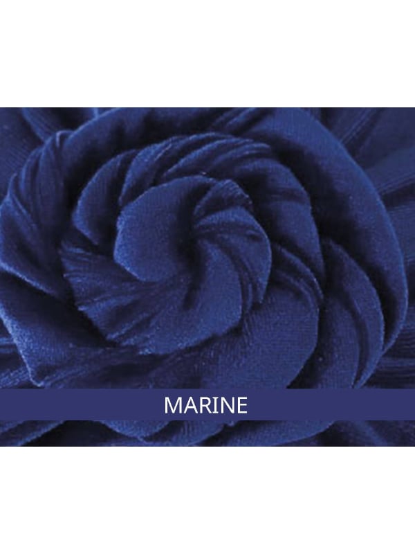 Turban-Mütze Sandra aus Samt von MM Paris, elegant, weich und leicht anzuziehen, ideal bei Alopezie und Chemo-/Strahlentherapie