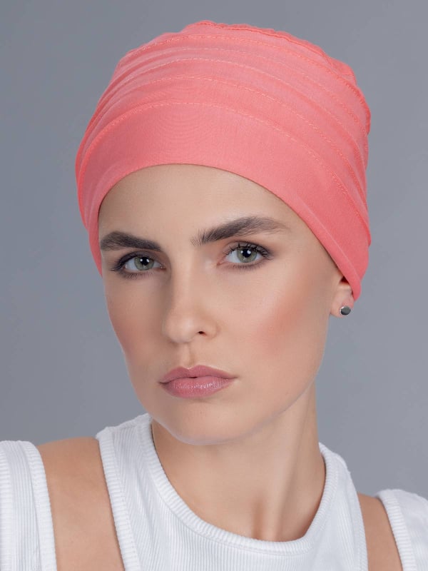 Turban Anoki Ellen Wille aus Viskose/Modal, ultraleicht und bequem, allein oder mit Tuch für natürliches Volumen zu tragen.