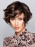 Perücke Devine Lace Part Gisela Mayer: mittellanges gewellter geschwungener Bob, Pony, synthetische Formgedächtnisfaser, natürli