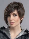 Perücke Amaze Mono Part Ellen Wille: asymmetrischer Kurzhaarschnitt, lange Ponyfransen, Prime Hair hitzestylebar bis 160°C, natü