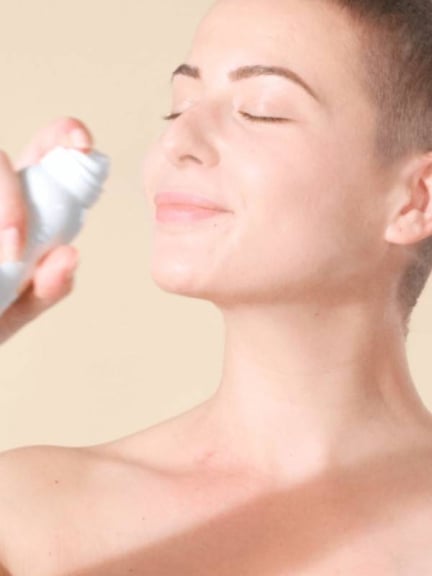 Pflegespray MÊME: 100% natürlicher alkalischer Nebel, parfümfrei, zum Beruhigen und Schützen empfindlicher Haut (Strahlentherapi