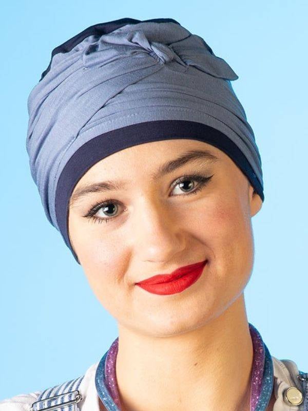 Turban Elsa MM Paris zweifarbig aus Bambusfaser, leicht, UV-Schutz und hypoallergen, dezenter und atmungsaktiver Tragekomfort.