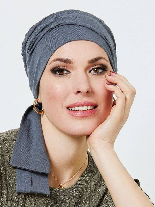 Turban Madrid Gisela Mayer aus ultraweicher Viskose, ideal bei Chemotherapie und Alopezie, als Tuch zum Knoten