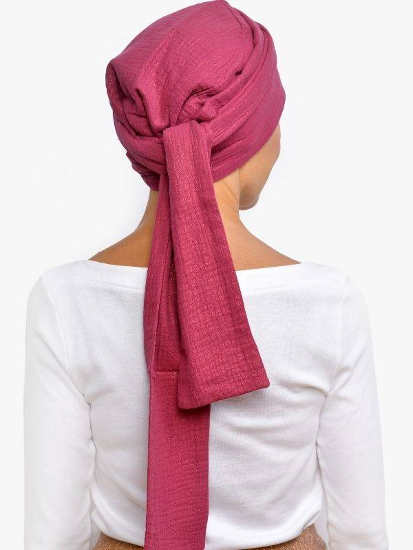 Chemo-Turban Hannah Rosette La Vedette aus luftigem Baumwollgaze, vorgeformte Basis, komfortabel und leicht zu binden