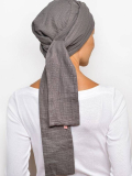 Chemo-Turban Hannah Rosette La Vedette aus luftigem Baumwollgaze, vorgeformte Basis, bequem und einfach zu binden