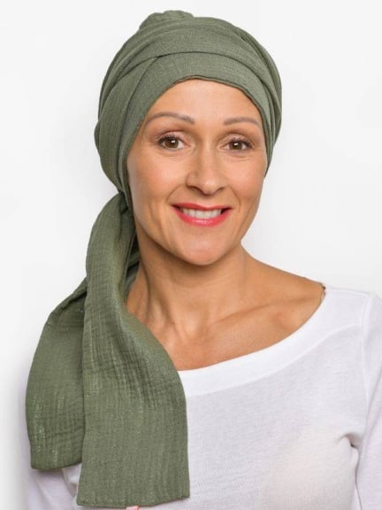 Chemo-Kopftuch Hannah aus Baumwollgaze – vorgeformte Basis, leicht und atmungsaktiv