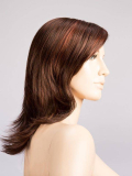 Perücke Ellen Wille Alive Mono Part halblang gestuft, natürlicher Effekt mit dunklen Ansätzen (rooted) und Balayage (mix).