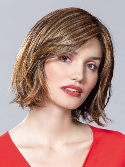 Smoke Mono Part Perücke in Quadratform mit Kinotüll und dezenten Balayage Strähnen