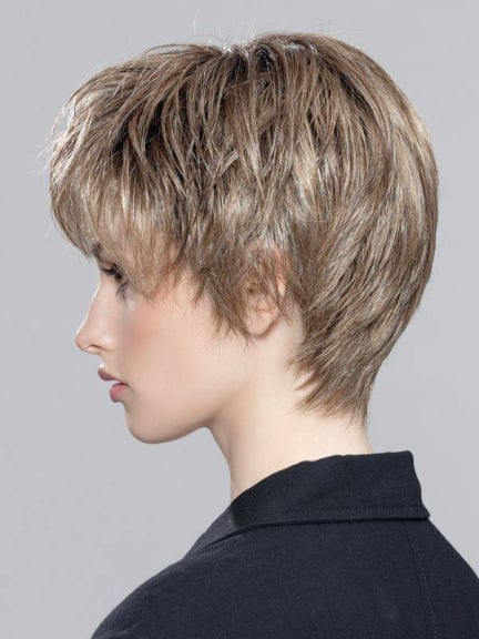 Vision Mono von Ellen Wille – eleganter Kurzhaarschnitt mit natürlichem Volumen. Entdecken Sie diesen Stil