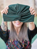 Bonnet Cross — nahtloser Turban, elegante Farben, Einheitsgröße 52–58. Probieren Sie ihn aus!