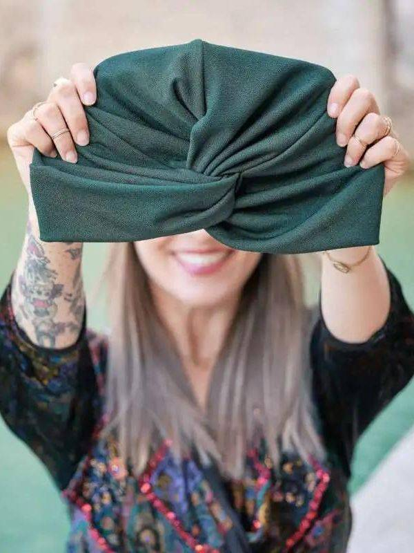 Bonnet Cross — nahtloser Turban, elegante Farben, Einheitsgröße 52–58. Probieren Sie ihn aus!