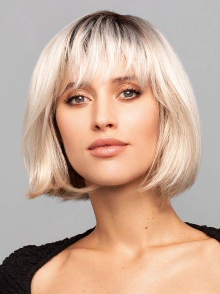 Perücke Scarlett: asymmetrischer Bob, ausgedünnter Pony, natürliches Volumen (Vision 3000)