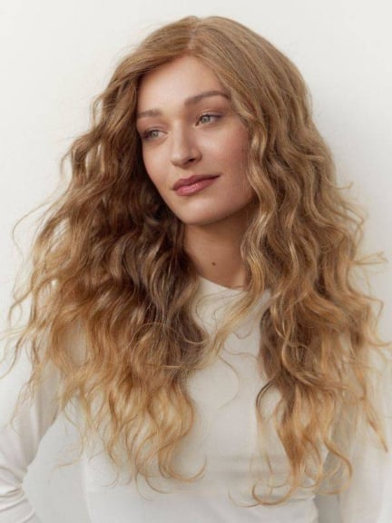 Georgia — lange Perücke 100% Remy mit Fronttüll für ein natürliches und elegantes Ergebnis