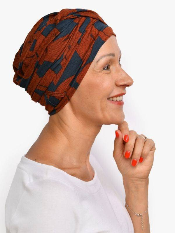 Turban Liz Rosette La Vedette aus Viskose, Tuch auf Mütze fixiert: rutschfester Halt, mehrere Knüpfmöglichkeiten, sanft für die 
