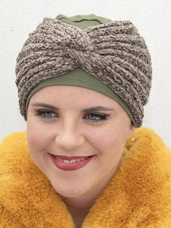Stirnband Stef, weich gestrickt mit zentraler Kreuzung, breit und warm, ideal für den Winter und alle Frisuren