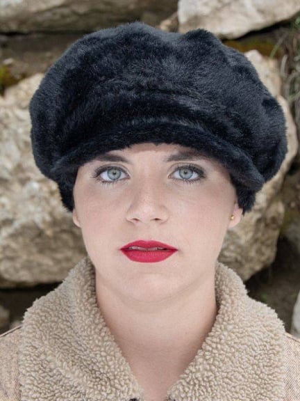 Mütze Judy MM Paris aus Kunstfell, erhältlich in judy noir und judy ecru
