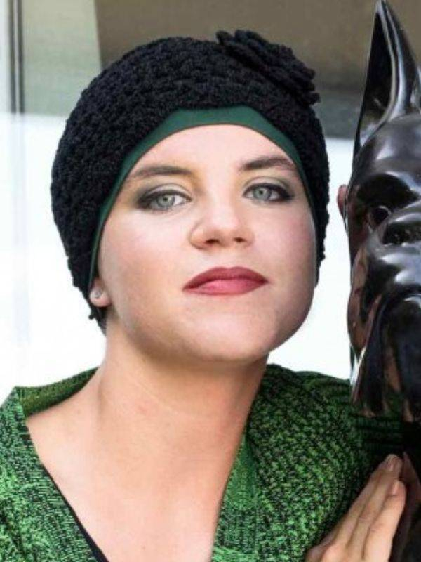 Stirnband Vélia H MM Paris aus Spitze, über Mütze/Turban getragen, für einen eleganten und raffinierten Stil
