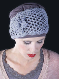 Stirnband Vélia H MM Paris aus Spitze, über Mütze/Turban getragen, für einen eleganten und raffinierten Stil
