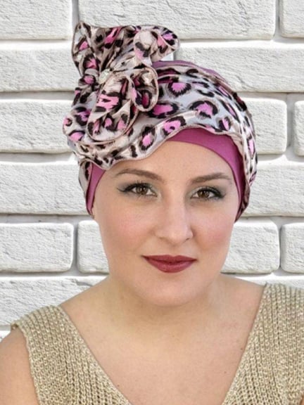 Binde Romance Schal als Turban und verleihe deinem Look mehr Volumen