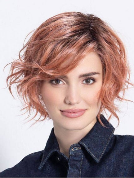 Cookie Mono Part — Perucci Ellen Wille: asymmetrischer Wavy-Schnitt, frontale Kontur & Cool Pads