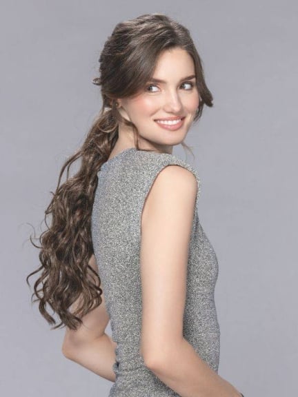 Hugo wavy Pferdeschwanz 38-50 cm - einfacher Clip, natürlicher Look