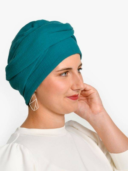 Chemo-Tuch Hannah aus Baumwollgaze – vorgeformte Basis, leicht und atmungsaktiv