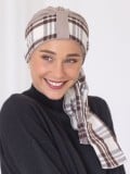 Turban Mirabeau NJ Création aus Viskose, Elasthan und Baumwolle, bequem und dezent zur Kaschierung von Alopezie.