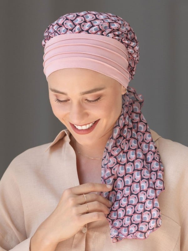 Chemo-Turban Notre Dame NJ Création mit Bindeschleier: sanfte Muster, leicht und elegant, für einen komfortablen Halt im Alltag