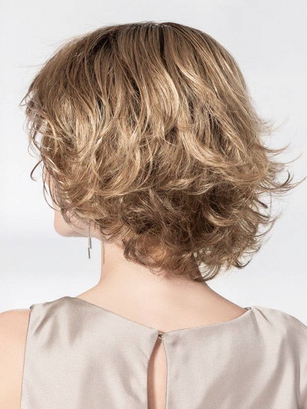 Perücke Bloom Deluxe Ellen Wille: femininer Wellencarré mit extra-breitem Kinofilm-Tüll, natürlicher Effekt und medizinischer Tr