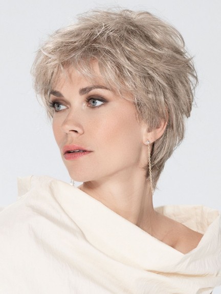Perücke Charme Small Soft — Kurzhaarschnitt, großes Volumen und unsichtbarer Rand