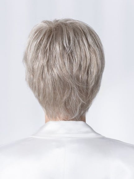 Perücke Harmony Soft — extra-langer Tüllansatz, Air Lite-Faser, Rooted-Effekt und Mix-Balayage