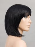 Perücke Change: mittellanger, gestufter Bob mit geradem Pony, Kunstfaser, natürlicher Catwalk-Look und leicht zu stylen.
