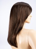 Perücke Carrie Perucci: langes, glattes Haar mit Pony, glamouröser Natureffekt und leichte Bewegung.
