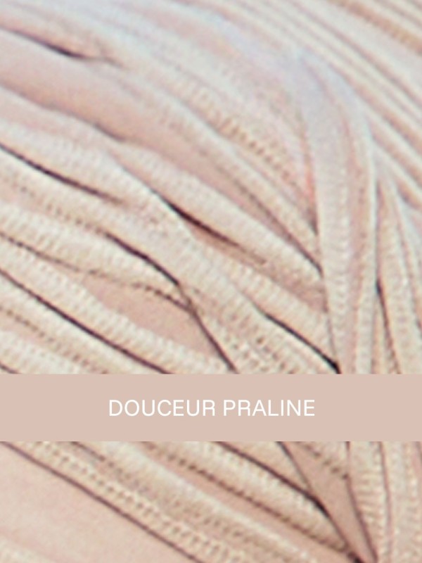 Bonnet-Turban Boho Christine Headwear: Plissee-Effekt, Polyesterschleier und Bambus-Viskose-Futter, leicht und bequem.