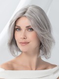 Perücke Ellen Wille Elegance Mono: langer Bob 18–28 cm, Mittelscheitel, Prime Hair hitzestylebar bis 160 °C, unsichtbarer Rand.