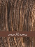 Perücke Click Hair Power: moderner, ausgedünnter Schnitt, lässig-ungekämmter Stil, dunkler Ansatzeffekt (rooted) oder gesträhnte
